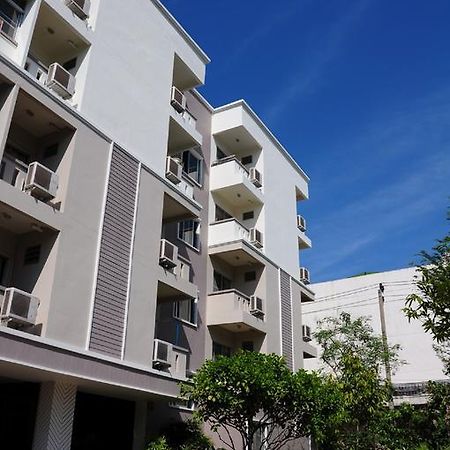 בנגקוק Thanaree Place מראה חיצוני תמונה